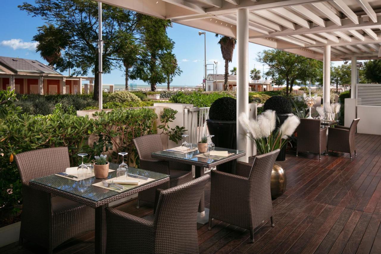 Hotel Ca' Bianca Riccione Exteriér fotografie