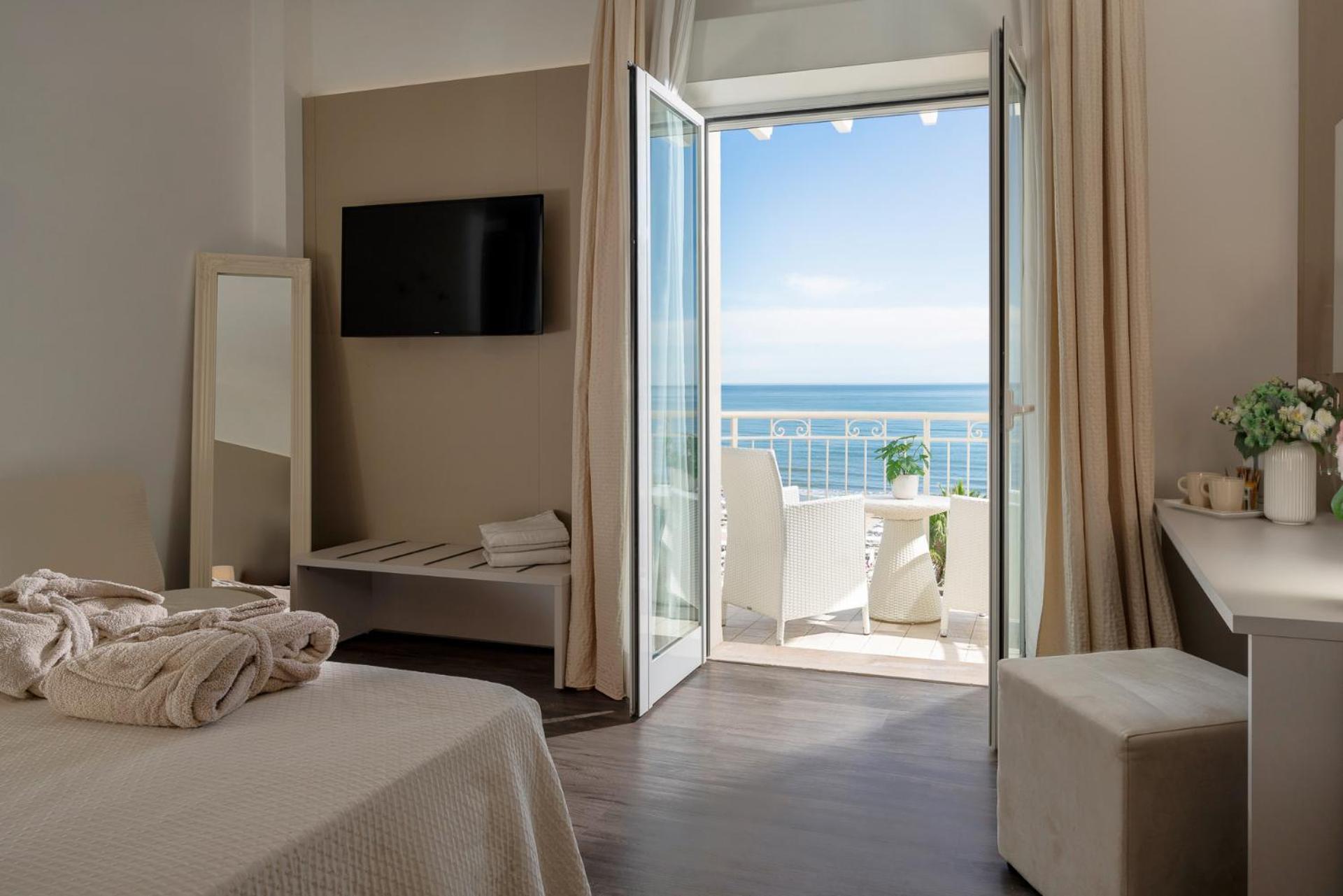 Hotel Ca' Bianca Riccione Exteriér fotografie