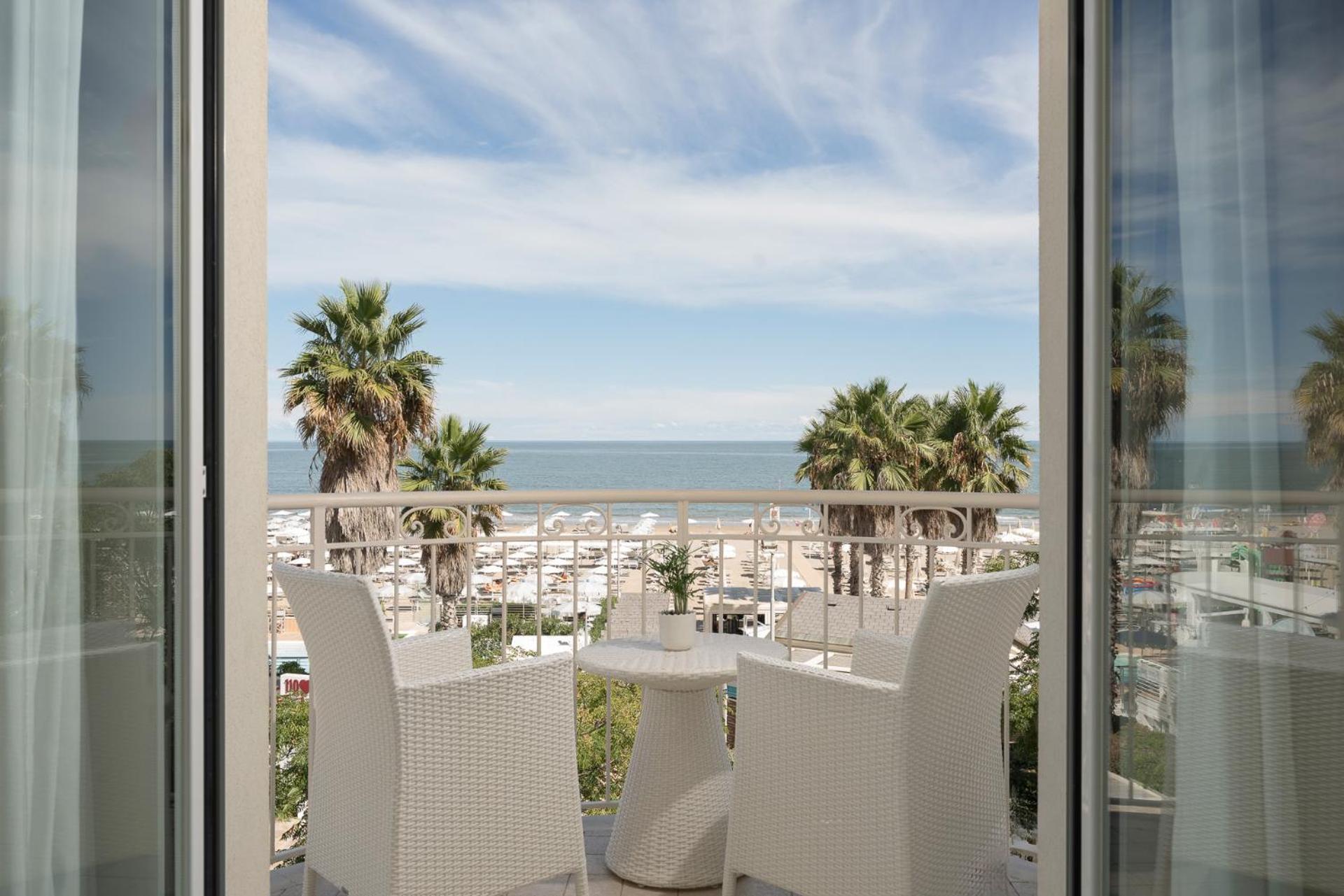 Hotel Ca' Bianca Riccione Exteriér fotografie