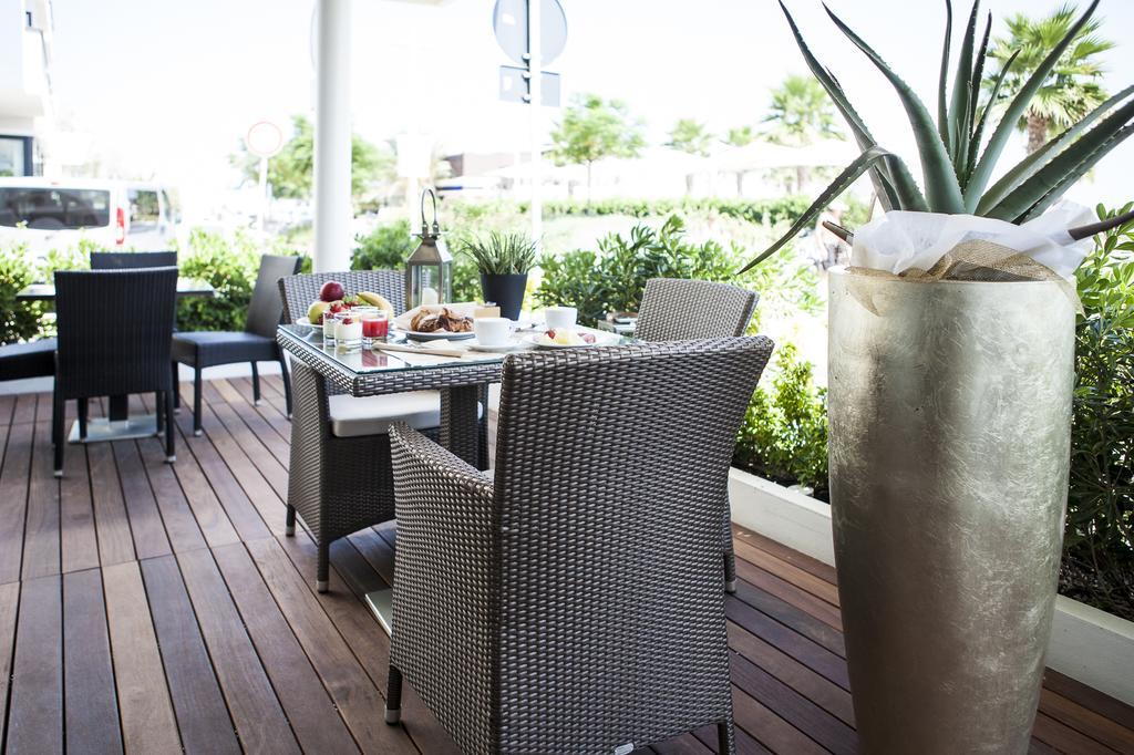 Hotel Ca' Bianca Riccione Exteriér fotografie